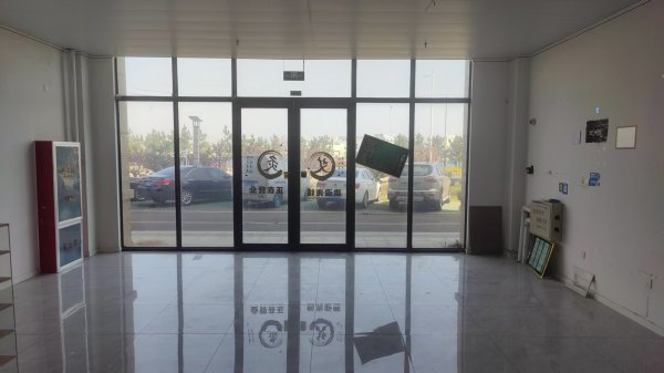 开发区伴山首府门市房出租