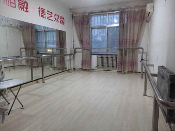 开发区小学附近吉房出租