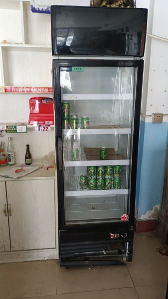 开发区饭店转让，设备齐全，租售都可