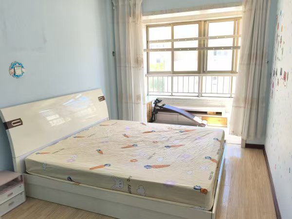 大润发北平安小区四楼精装修家电家具齐全干净利落出门家家悦80