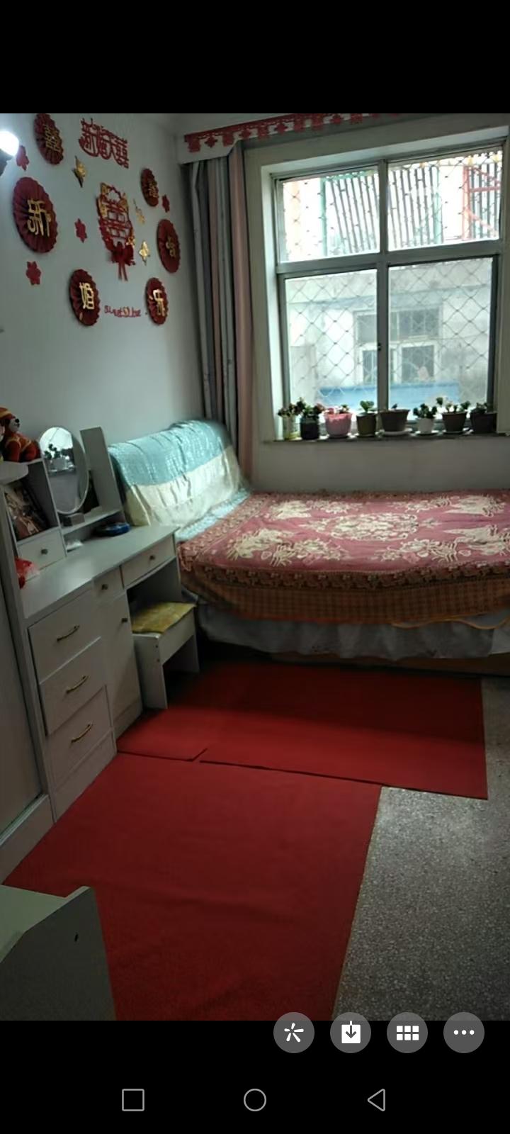 带院子一楼出租