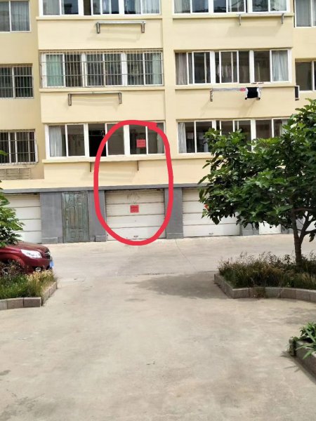 一中后峰台一楼加车库出售