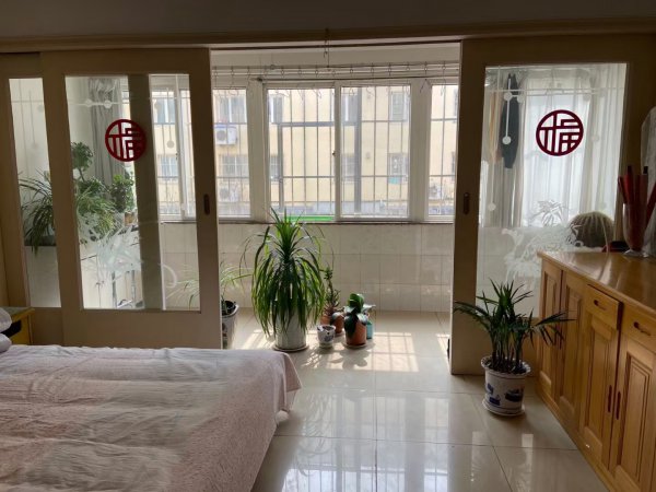 一中后峰台一楼加车库出售