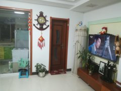 凉水湾鸿福花园小区精装楼房出售（带阁楼））