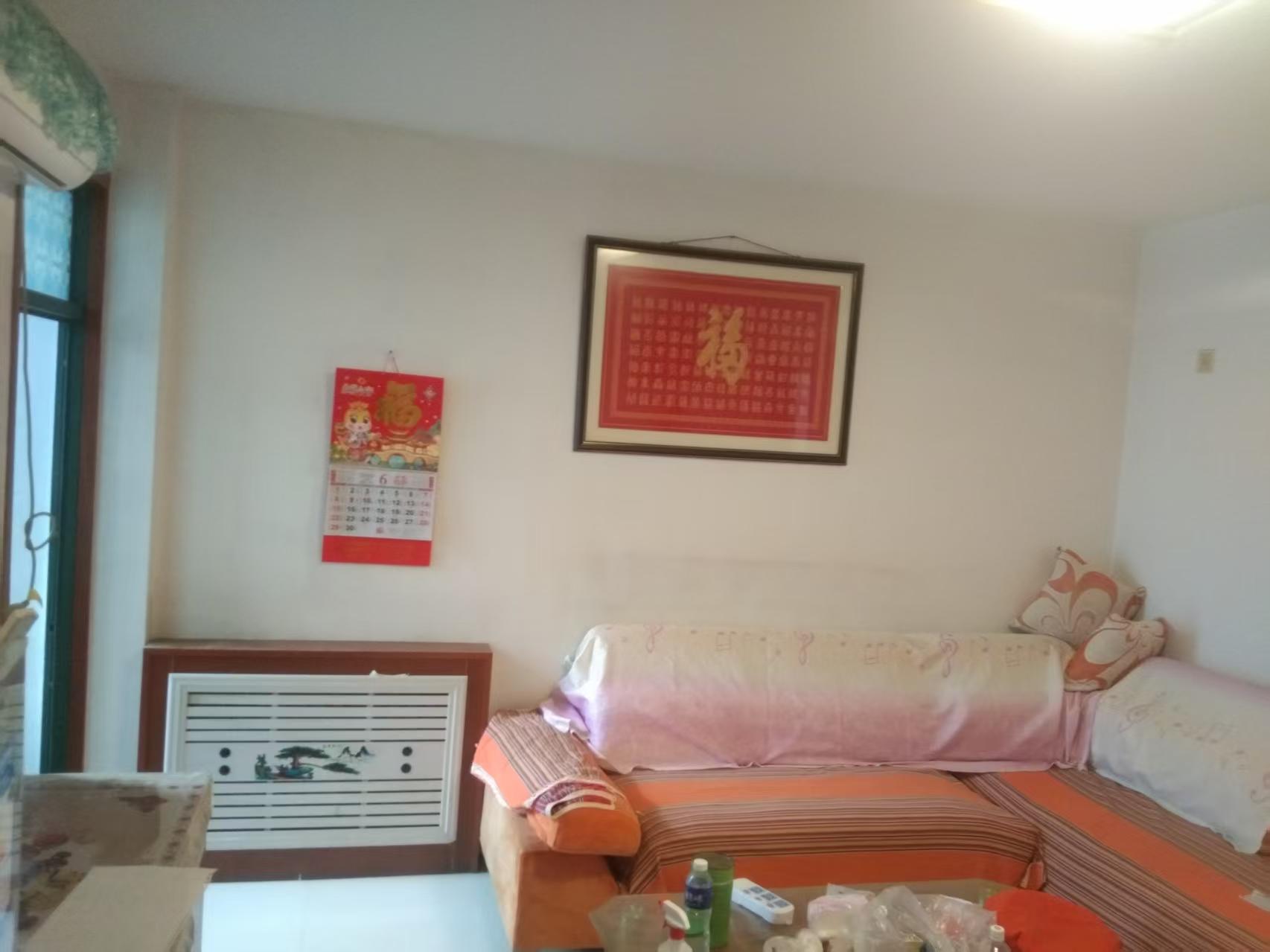 龙珠康城二楼精装修家电家具齐全干净利落出门中学跟家家悦，月租
