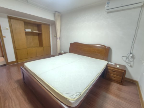 @1200/月，丰台小区好楼层3室边户