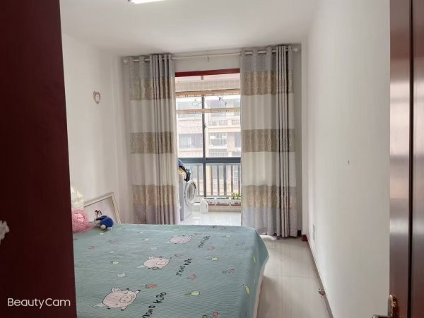 @1300/月，上海国际花园
