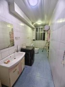出租兴隆街多层住人3楼120平4室