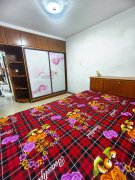出租兴隆街多层住人3楼120平4室