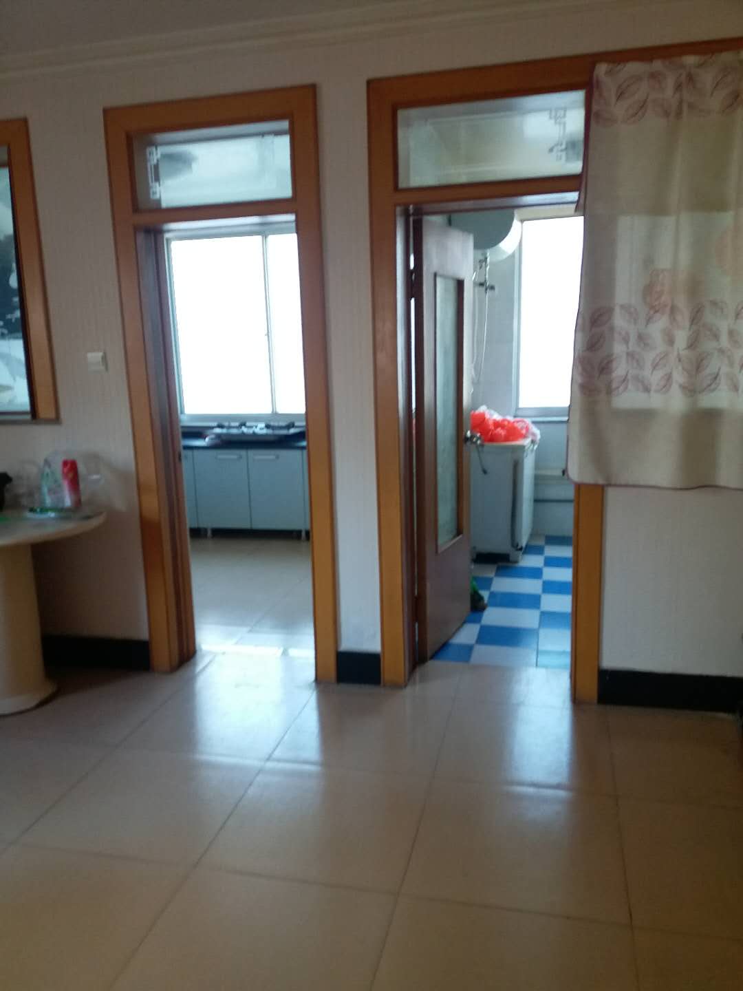 缤纷上街一楼出租，家具家电齐全，拎包入住