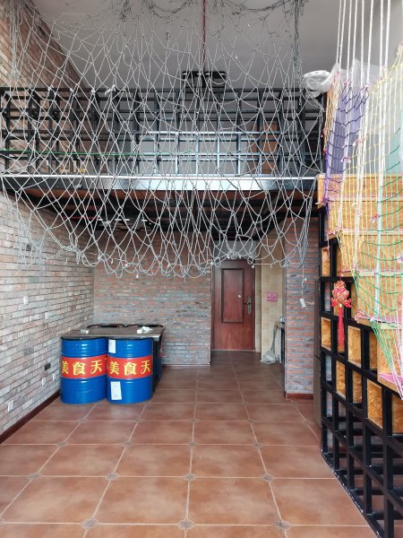 长江汇泉公寓出租，复试，家具家电齐全