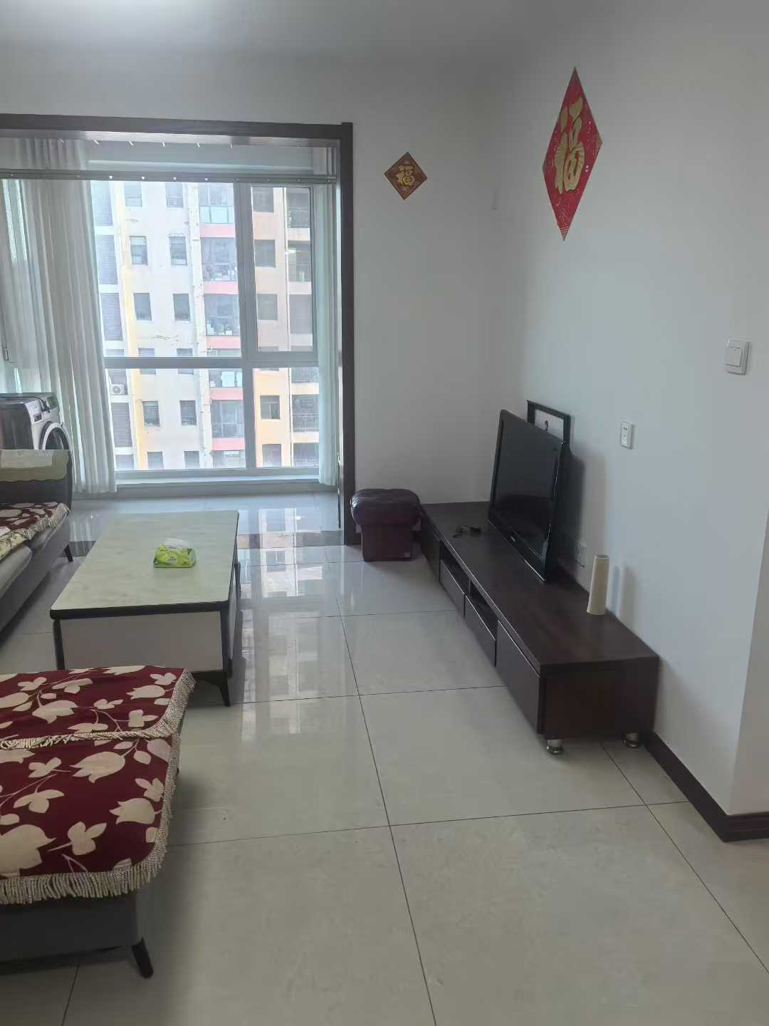 @1100/月，水榭花都，88平，2室