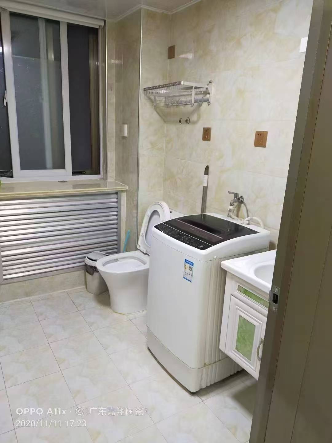 凉水湾鸿福小区3楼 两室 1000/