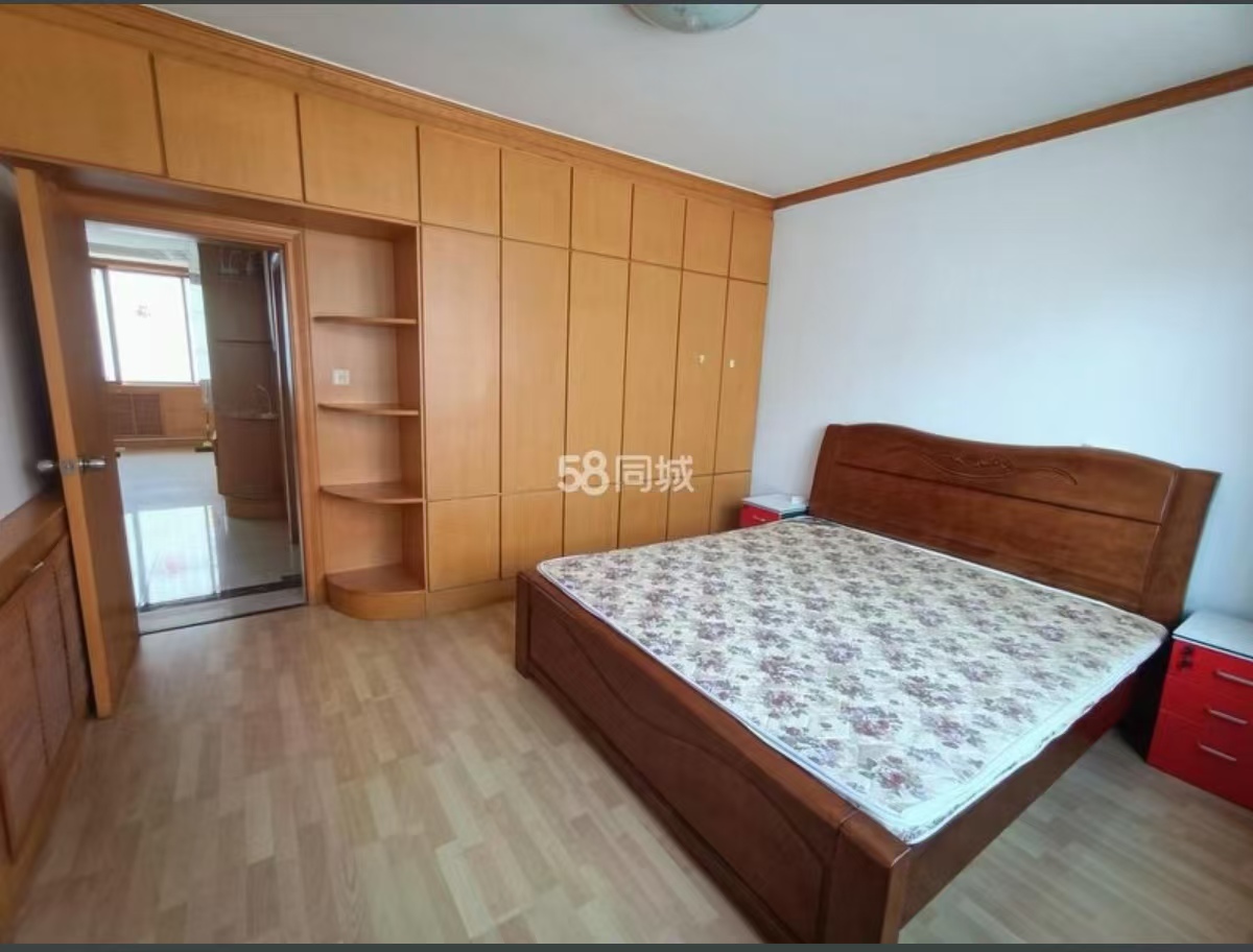 香水小区住房出租