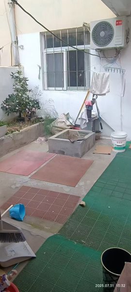 大润发北三里河一楼带小院700/