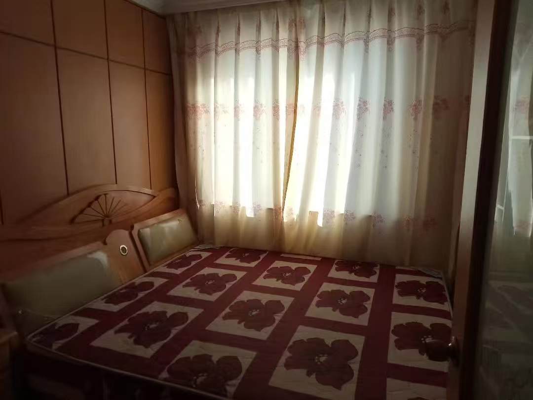 文登金地小区房屋出售