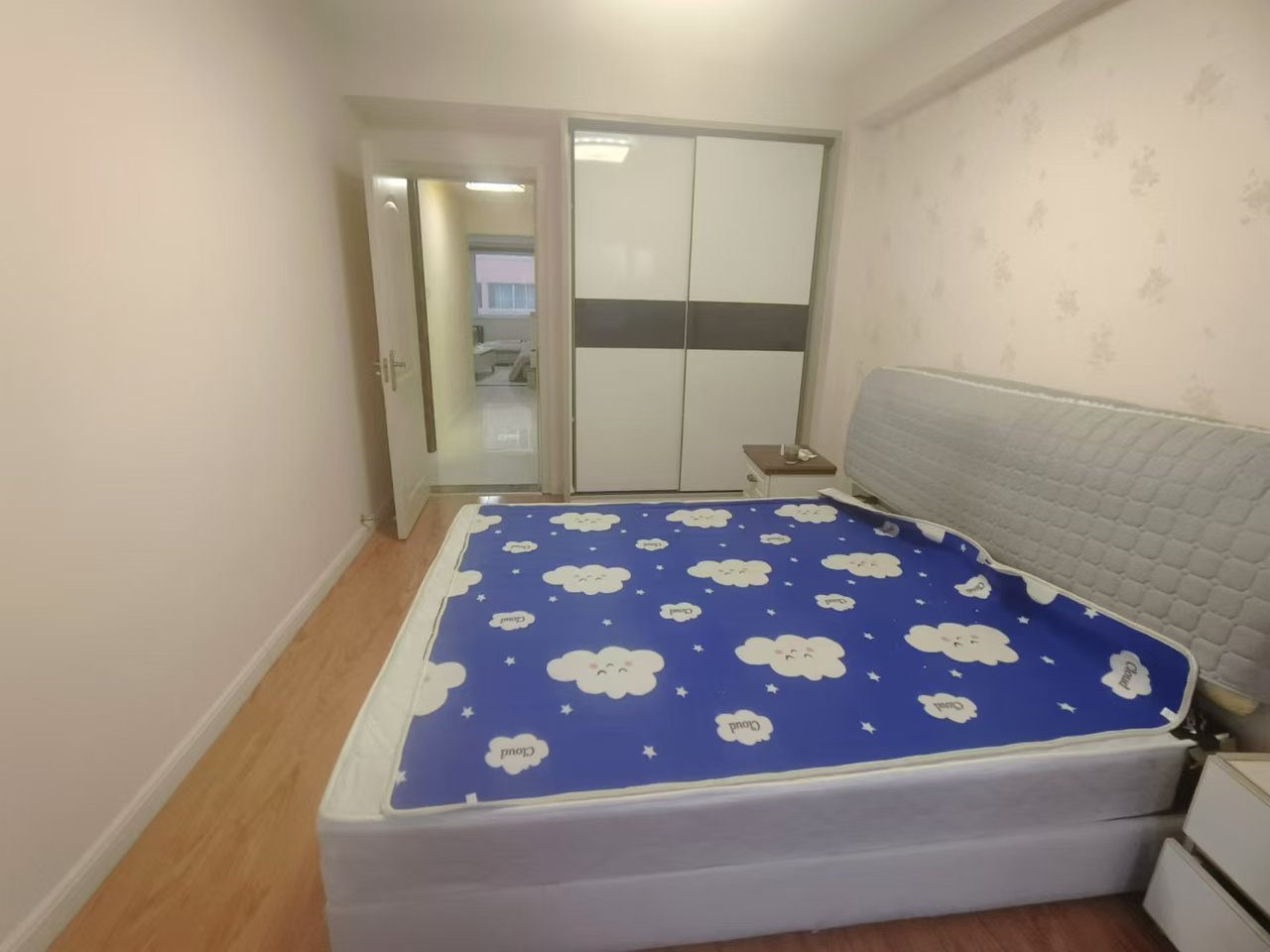 @1000/月，馨和雅居，2楼精装3室