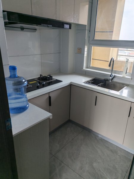 新一中附近山伟学府