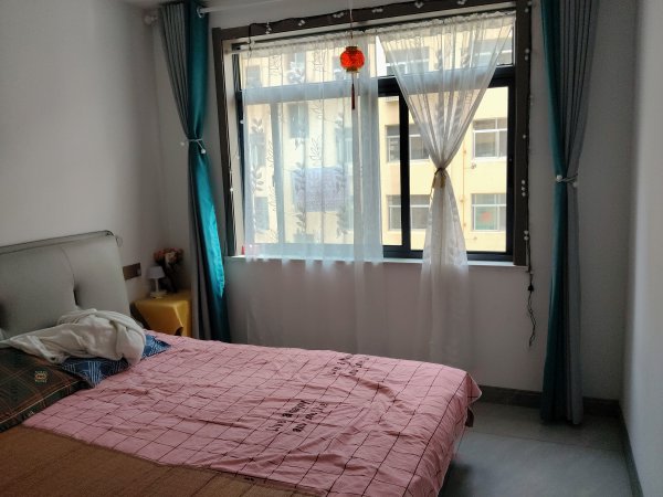 昌山路，家具家电齐全，新装修
