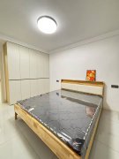 二中城北街住人2楼143.42平三室45.8万