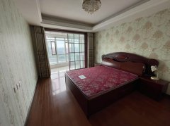 龙都丽景197平4室两卫82万