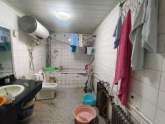燕南东街住人一楼123.17平三室仅售29.8万