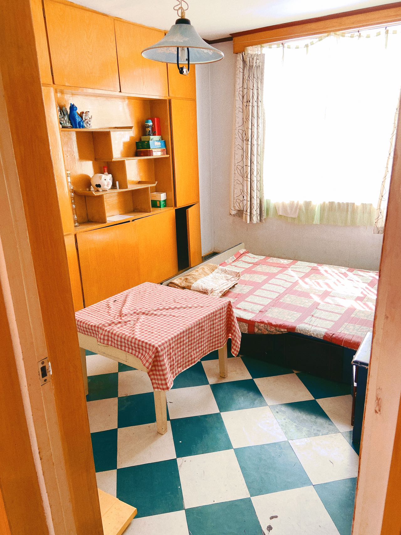 燕南街住人4楼，自有房屋出租350一月