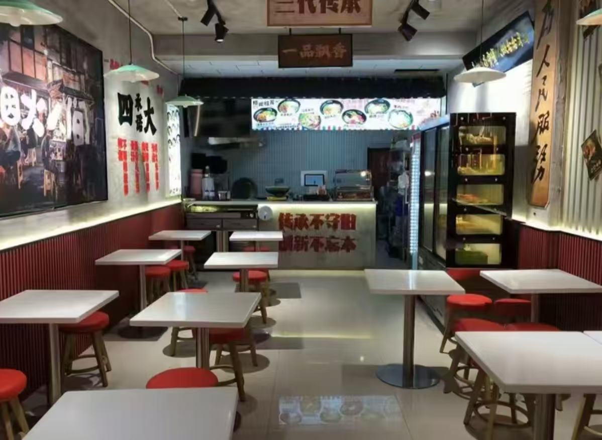 步行街营业中米线店转让