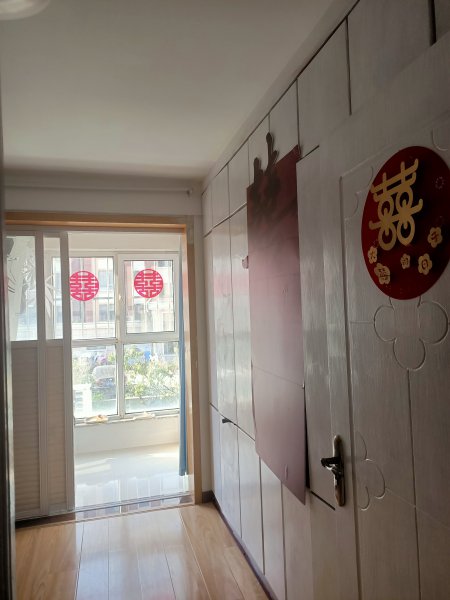 龙泽苑小区**房