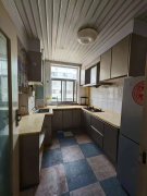昆嵛南路住人二楼132平39.8万