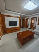 华达街框架结构一楼100.13平33.8万