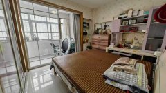 二中书包房瑞祥家园二楼123.58平三室两卫58万