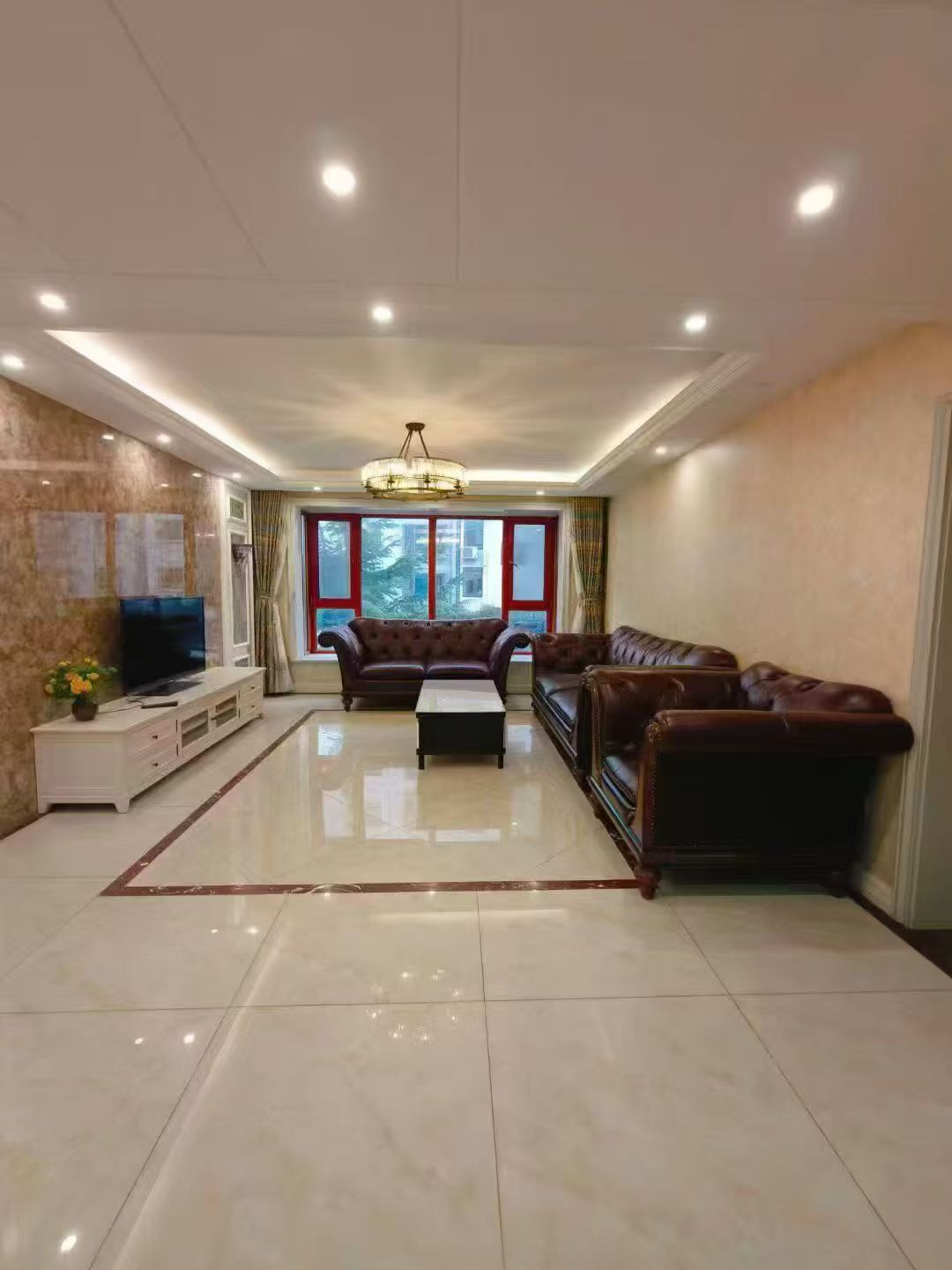 **洋房宝陆御园二楼141平三室两卫89.5万 **洋房宝陆御园二楼141平三室两卫89.5万