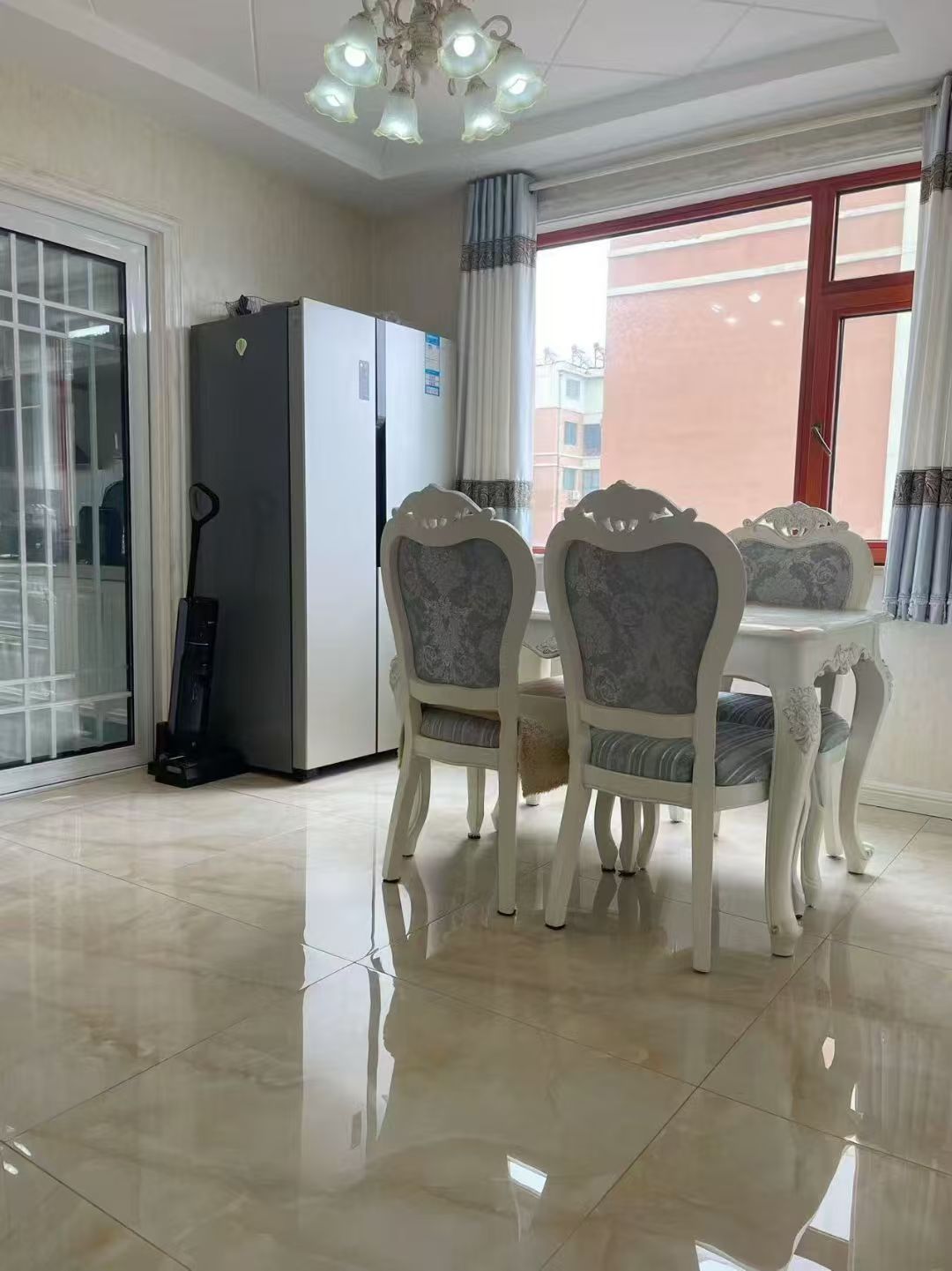 宝路御园多层电梯4楼129.46平79万 宝路御园多层电梯4楼129.46平79万