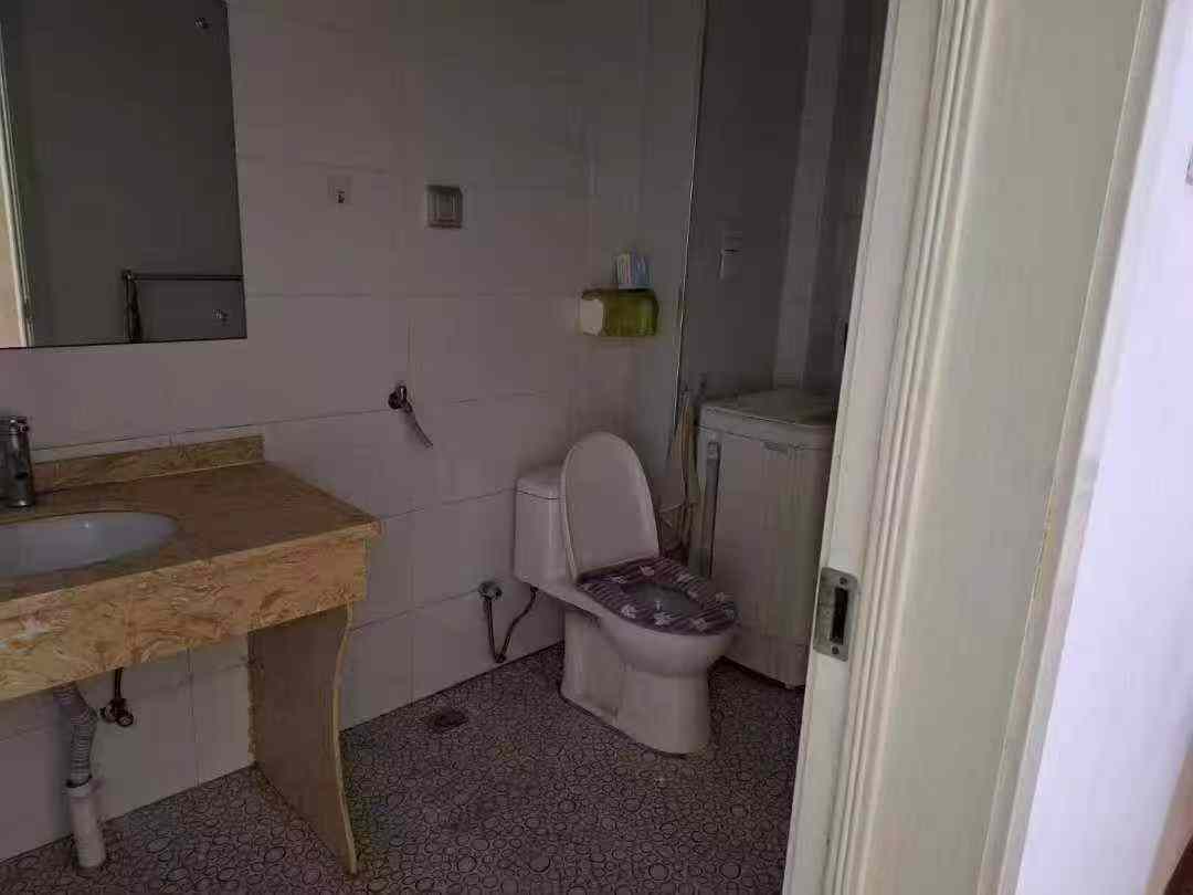 @捡漏!23.8万泰浩华居,3楼,2室 @捡漏!23.8万泰浩华居,3楼,2室