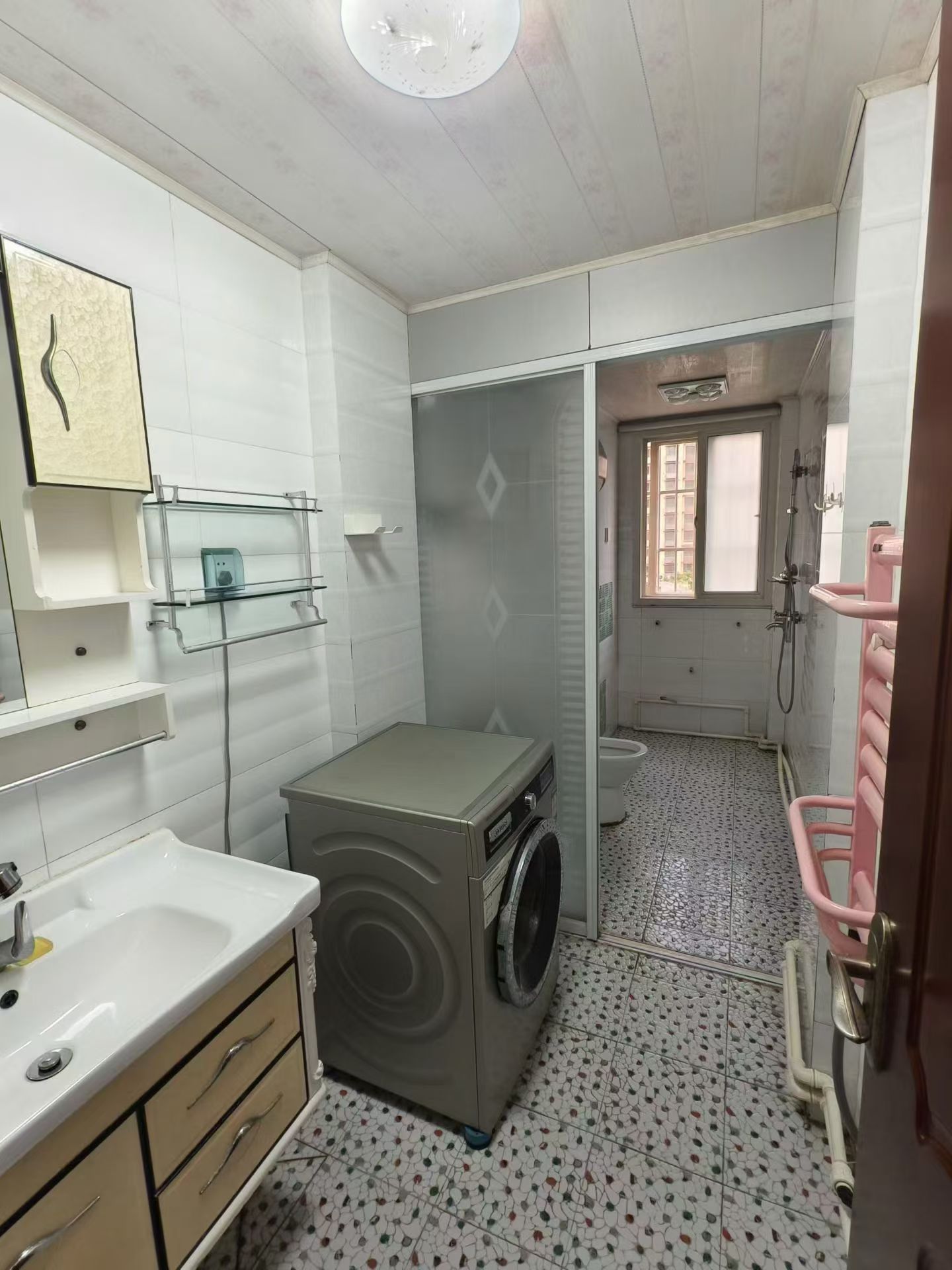 @36.8万,市里威达香和苑,2楼 @36.8万,市里威达香和苑,2楼