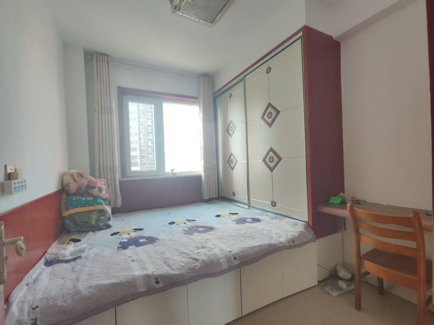 文山书香苑电梯房三室110.46平59.8万 文山书香苑电梯房三室110.46平59.8万