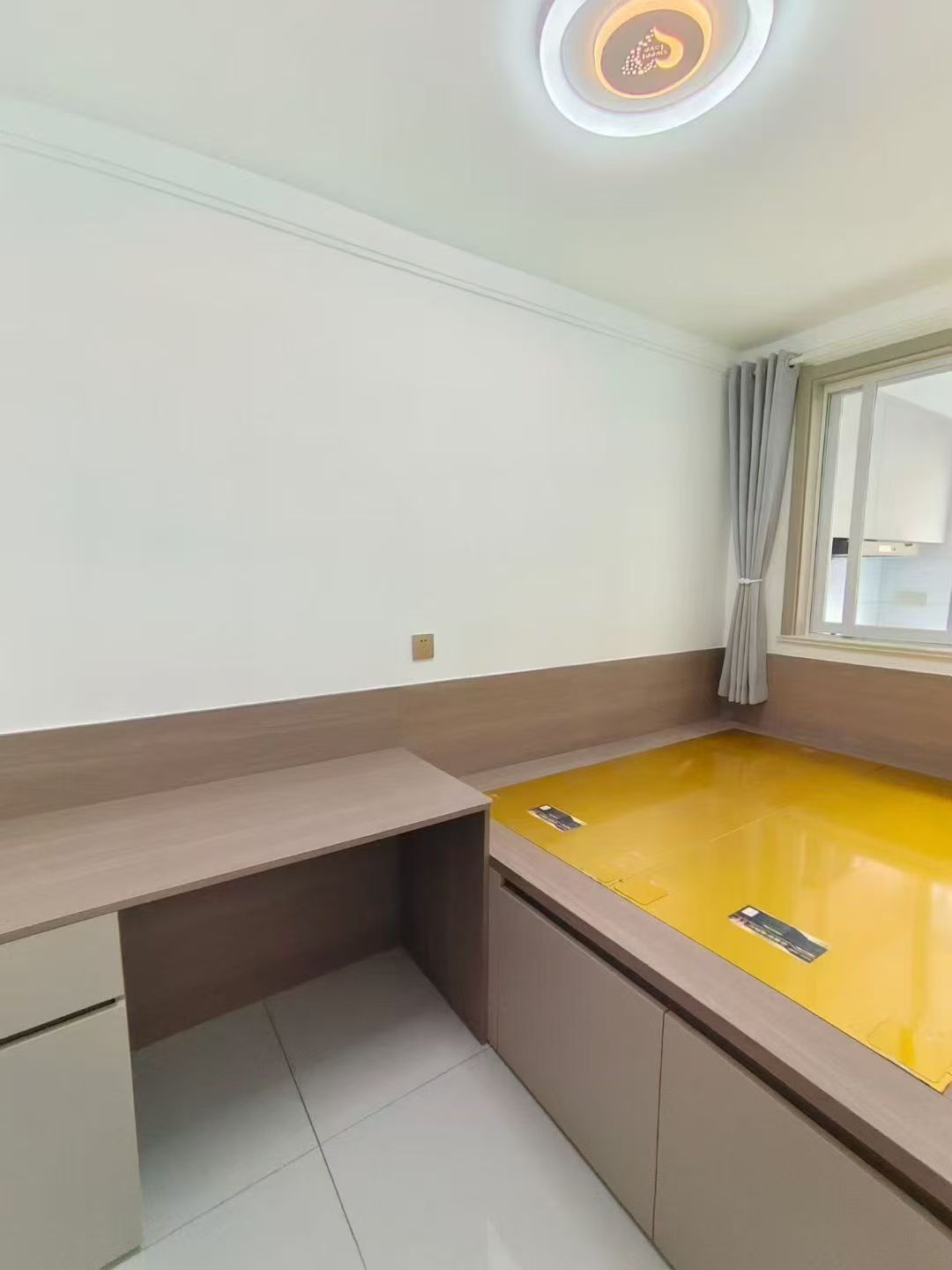 单山路贴地二楼86.6平三室32.8万 单山路贴地二楼86.6平三室32.8万