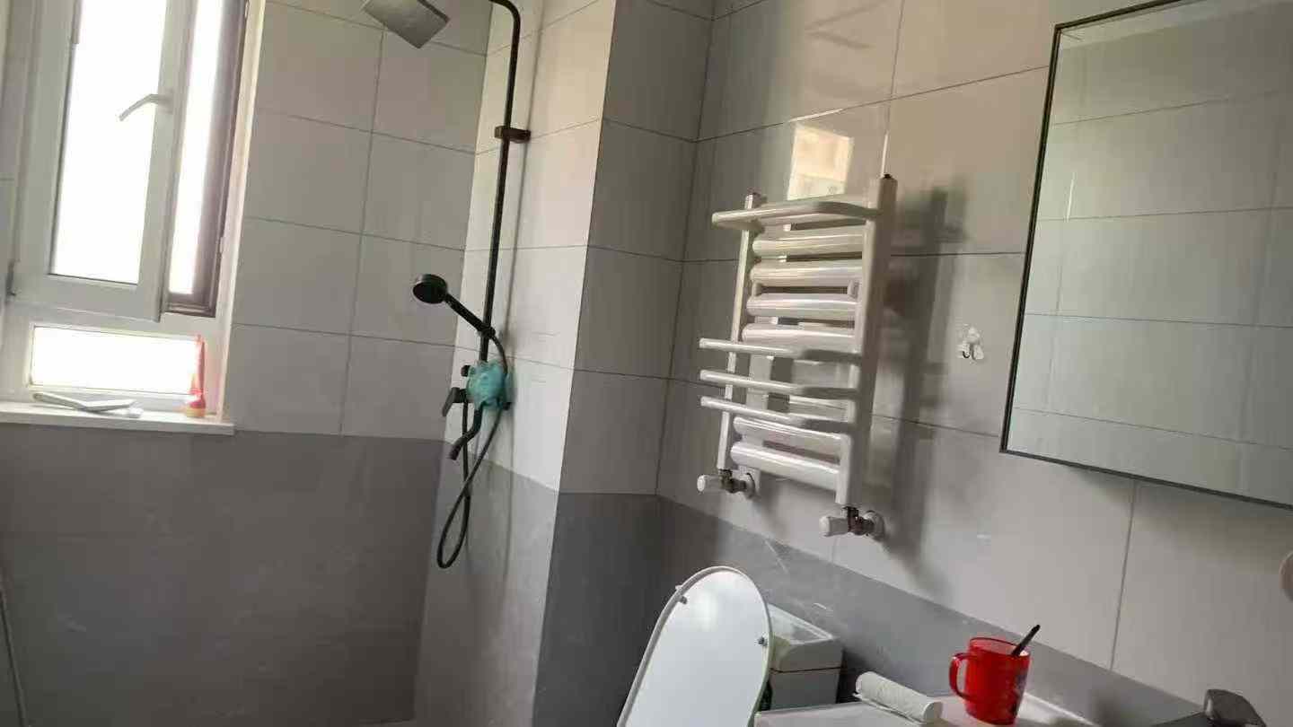 碧桂园翡翠郡坡上143平住人好楼层4室2卫88.8万 碧桂园翡翠郡坡上143平住人好楼层4室2卫88.8万