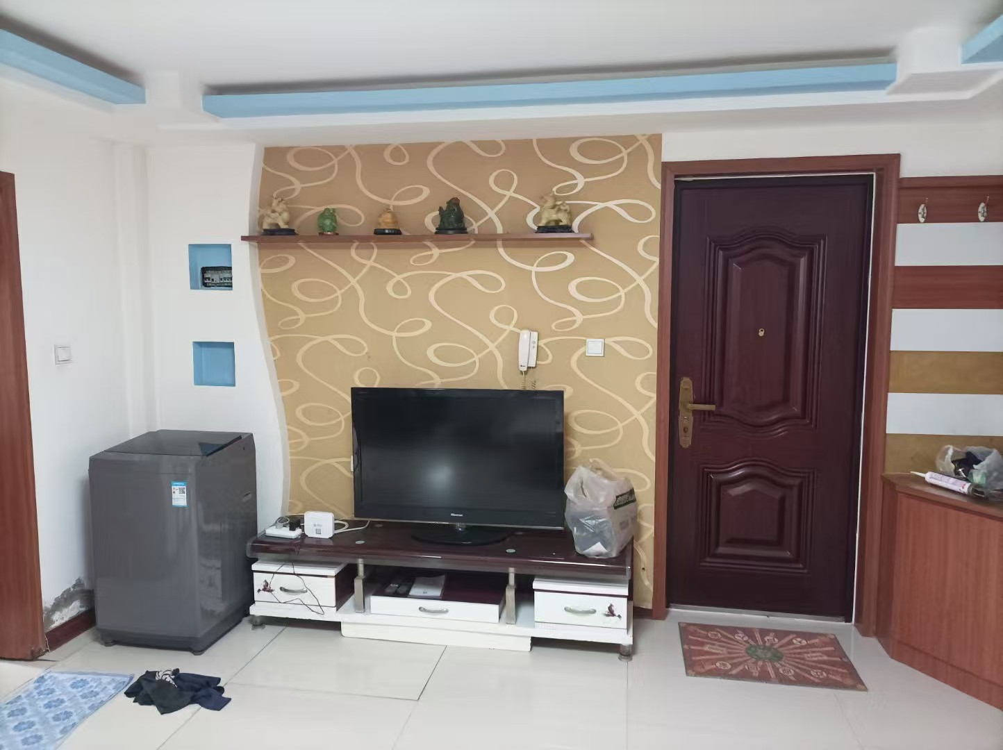 三里河小学对面住人一楼可租可售 三里河小学对面住人一楼可租可售