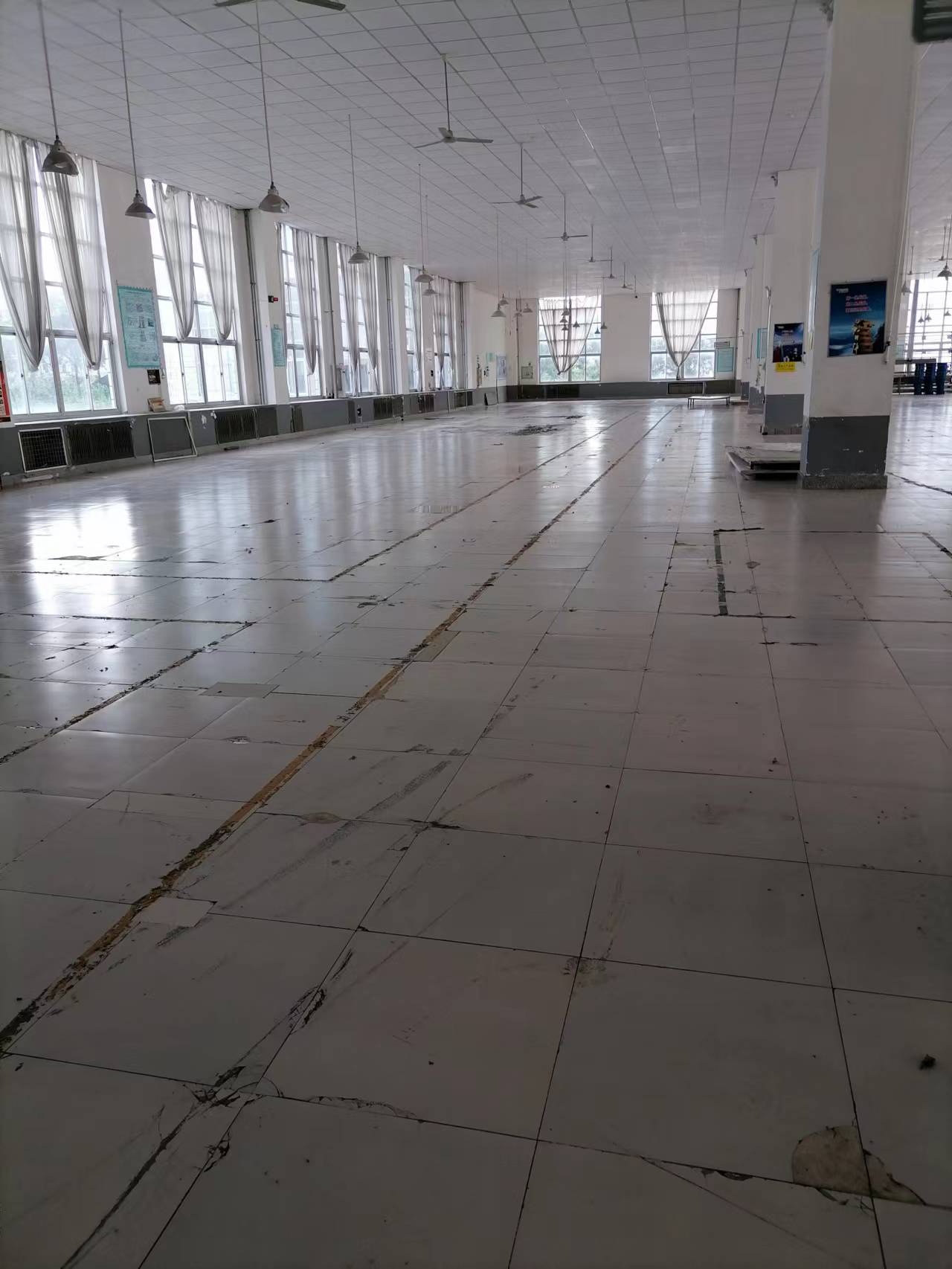 出租文登环岛公园南厂房、办公室 出租文登环岛公园南厂房、办公室