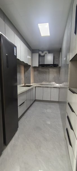 39.8买电梯房弘盛现代城110.8平三室 39.8买电梯房弘盛现代城110.8平三室