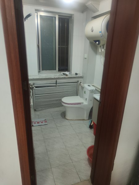 三里河小学对面住人一楼出租出售