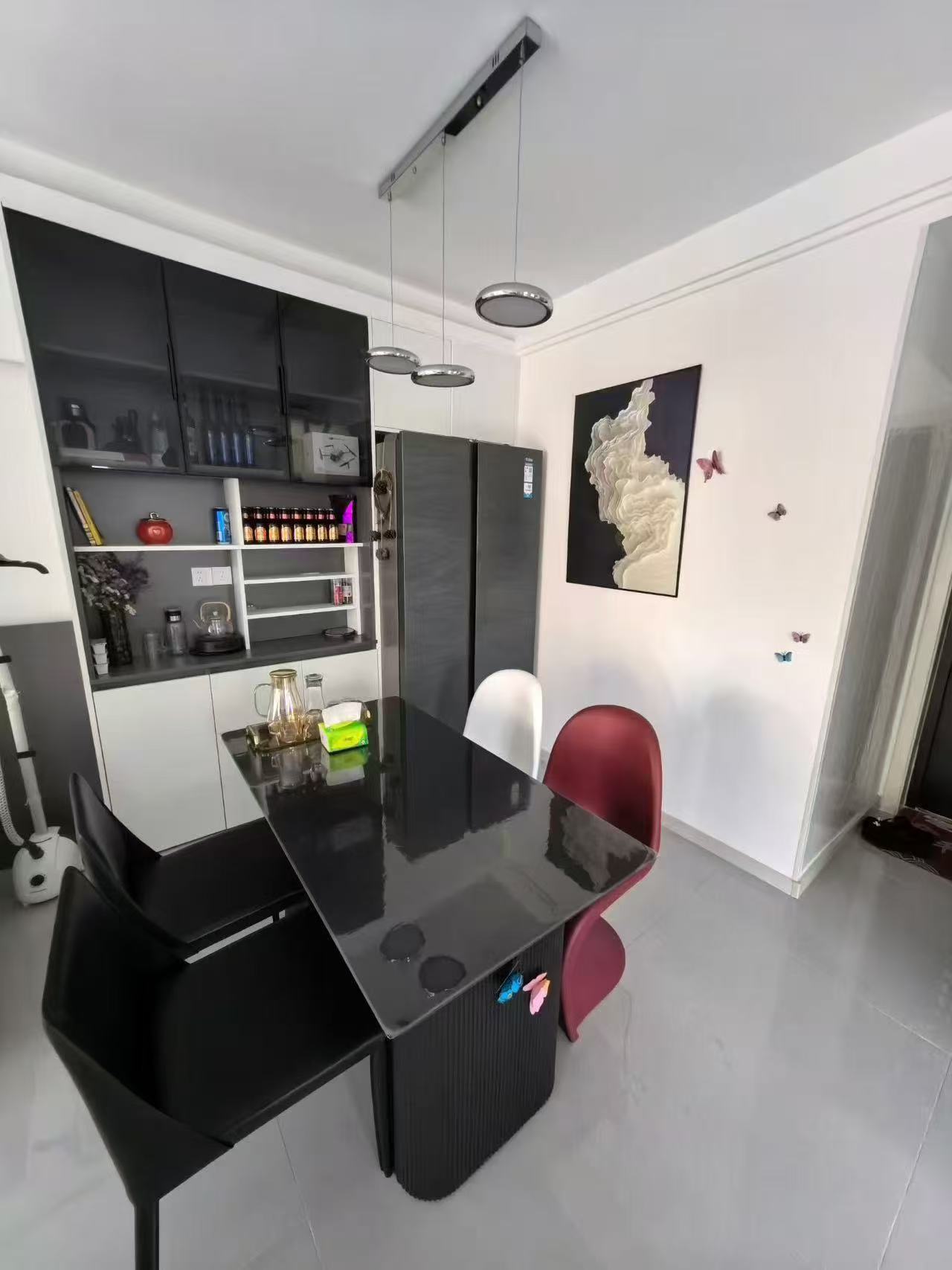 【出租】山能伴山林语电梯4楼80多平二室要求干净月/1600