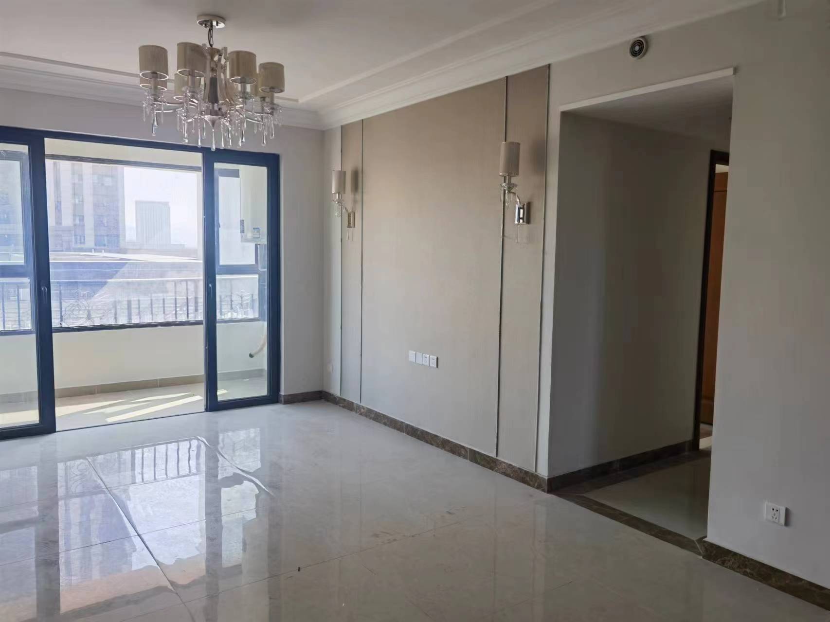 恒大翡翠华庭 吉房出售