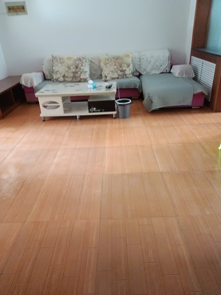 市中心石马街北区阁楼出租