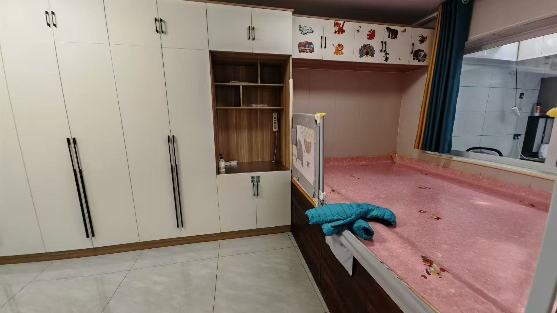 五龙西街将军楼上下两层117平140平3室3卫48.8万 五龙西街将军楼上下两层117平140平3室3卫48.8万