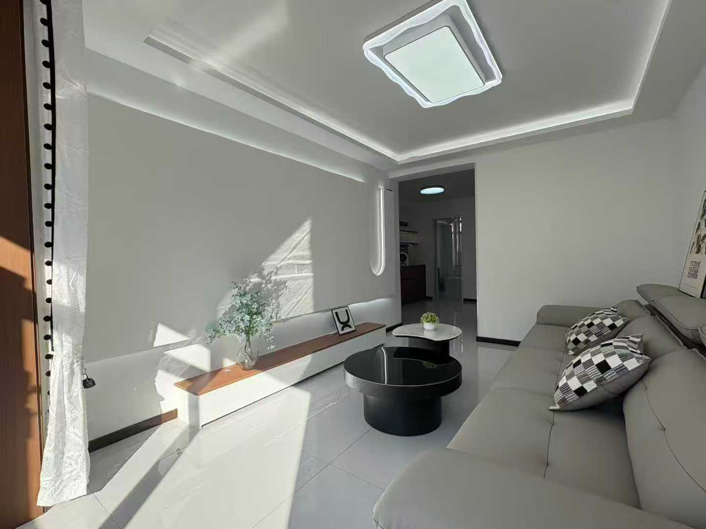 珠海路小区住人三楼87平两室27万 珠海路小区住人三楼87平两室27万