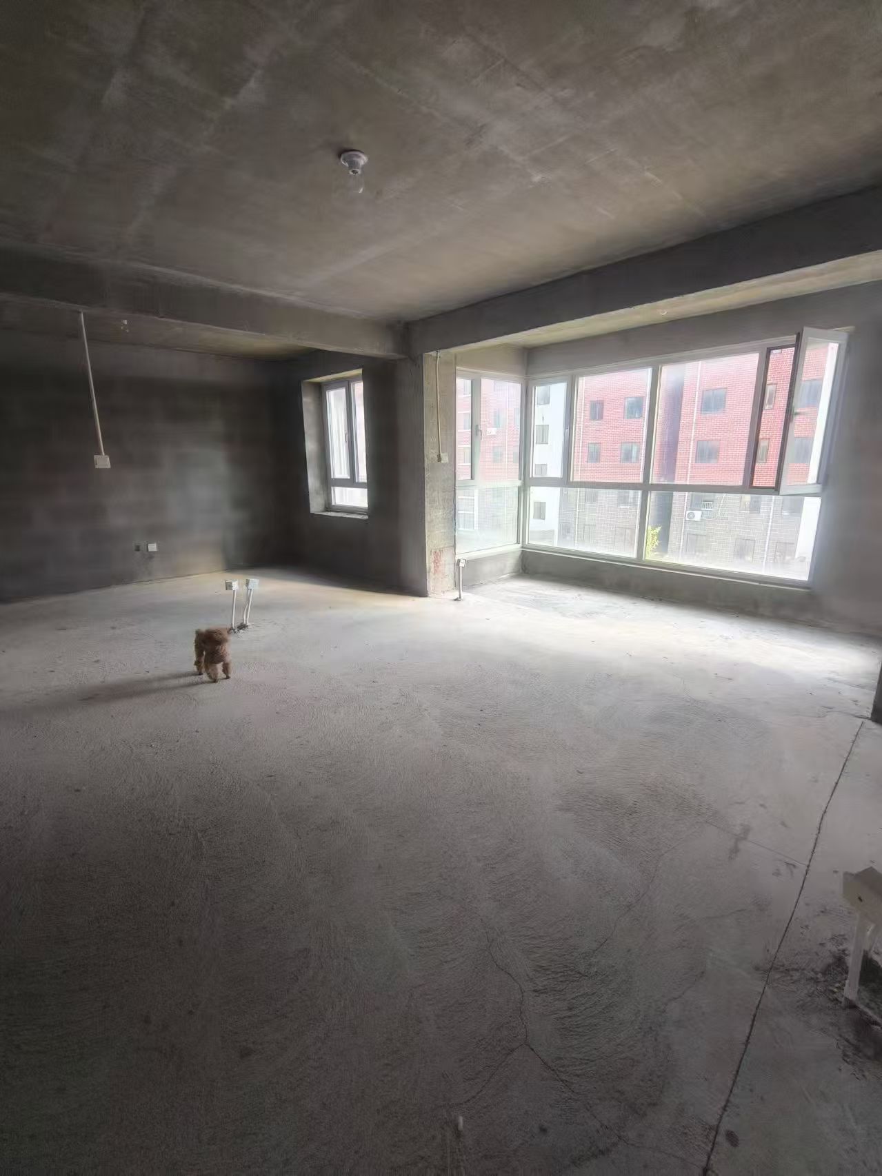 海泰二期多层住人三楼109平三室两卫46.8万 海泰二期多层住人三楼109平三室两卫46.8万