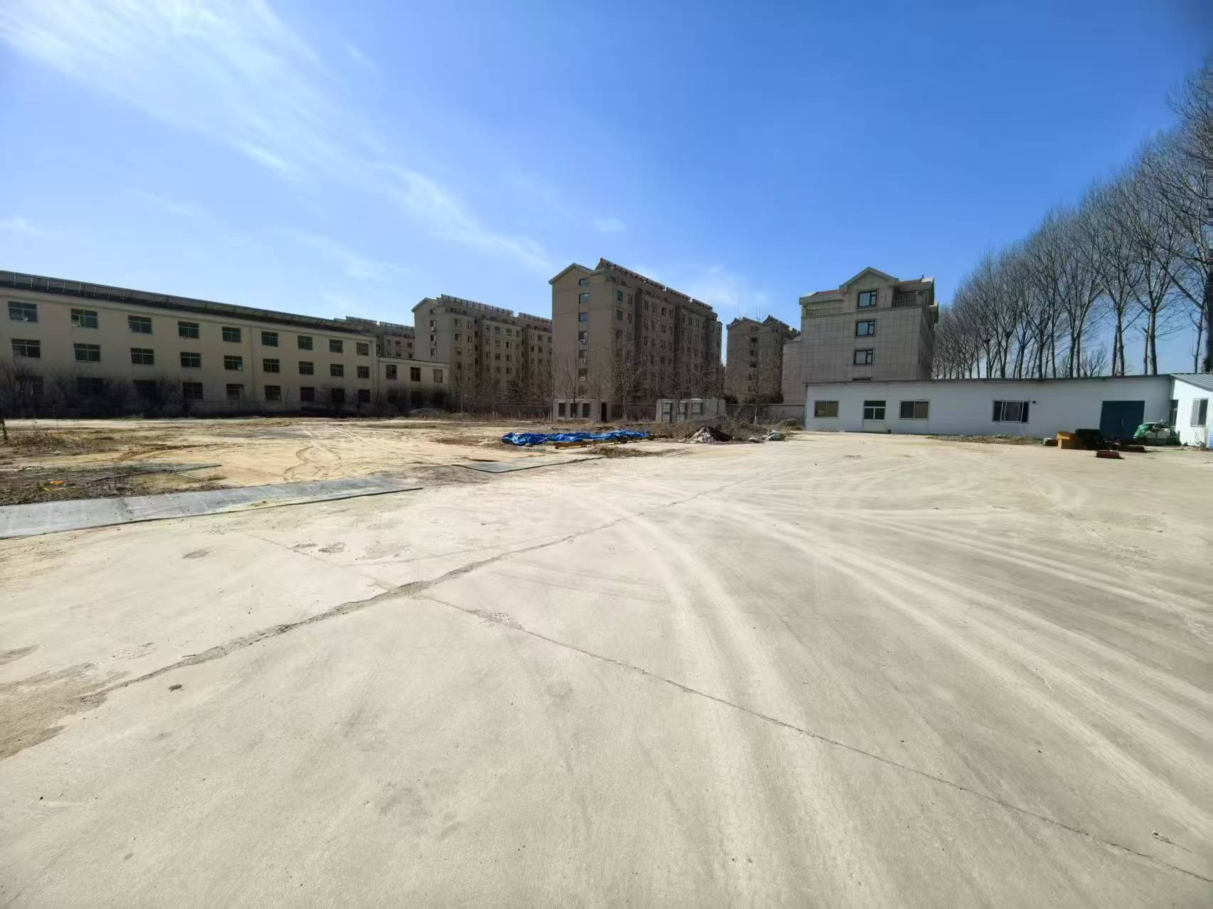 文登开发区广州路东首路北二层楼及仓库出租